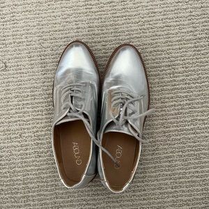 Abound Janey-Pu Faux Leather Silver platform shoes